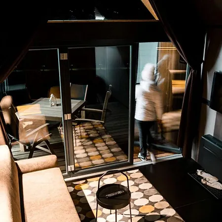 Luxurious With A Hot Tub Near Maribor For Glamping In Slovenia Feriehus